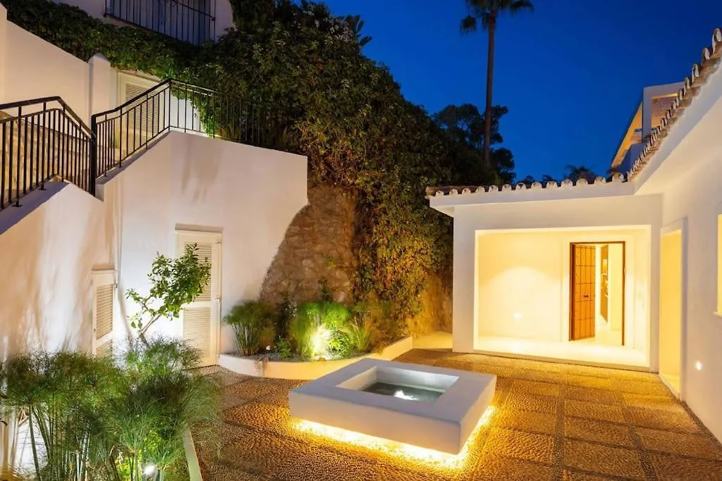 Beachfront Villa La Luisa, Golden Mile, Marbella