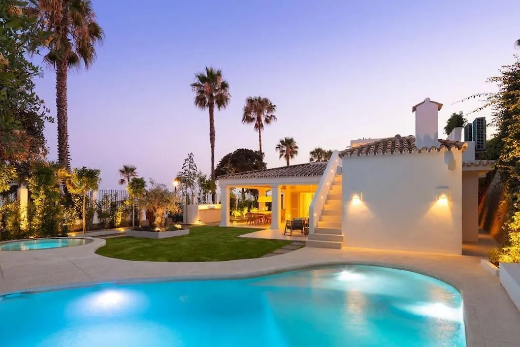 Beachfront Villa La Luisa, Golden Mile, Marbella 0*,