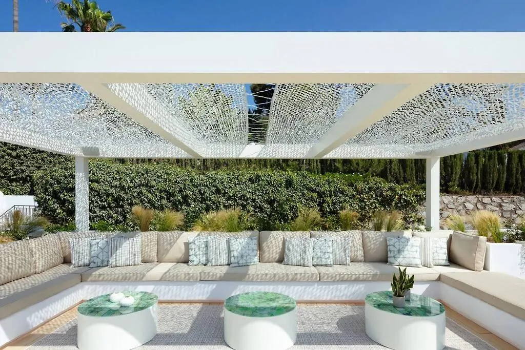 Beachfront Villa La Luisa, Golden Mile, Marbella